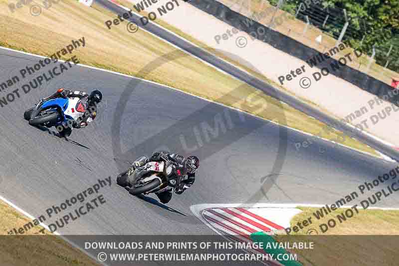 donington no limits trackday;donington park photographs;donington trackday photographs;no limits trackdays;peter wileman photography;trackday digital images;trackday photos